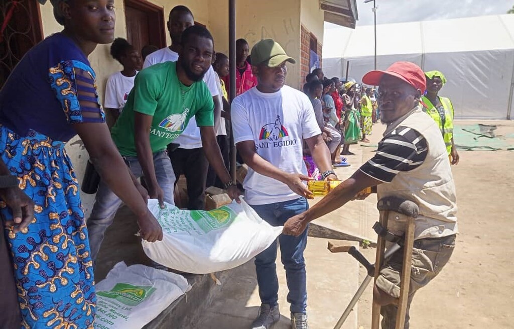 Thousands of displaced people from northern Mozambique find refuge in Malawi: the solidarity of Sant'Egidio